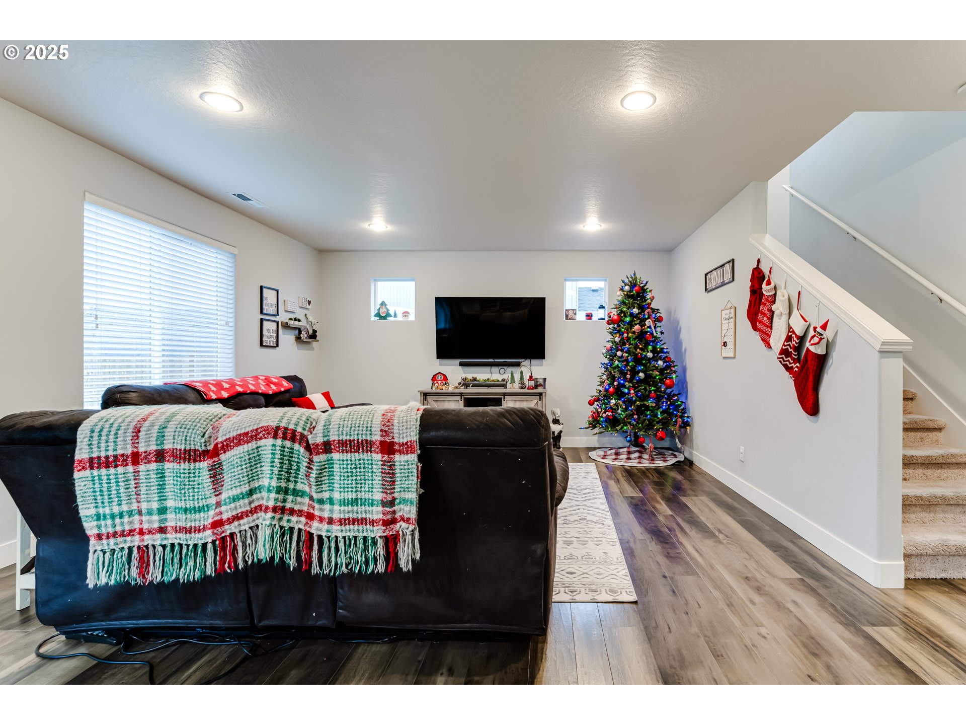 4685 GLACIER MEADOWS LOOP