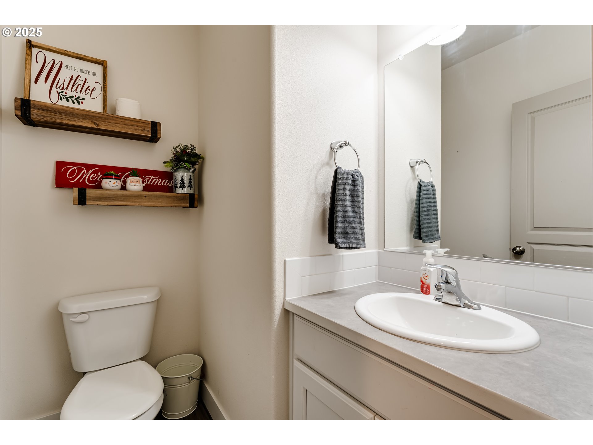 4685 GLACIER MEADOWS LOOP