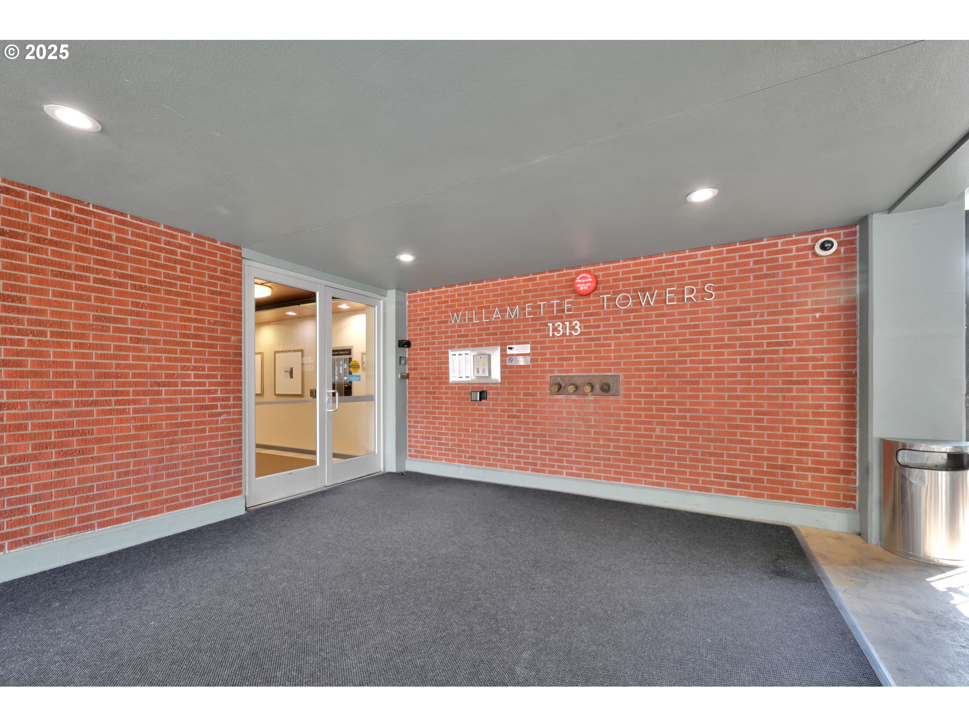 1313 LINCOLN ST 1005