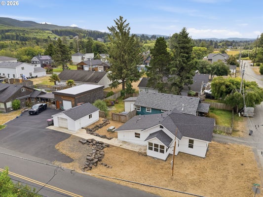 1325 12TH AVE, SEASIDE, OR 97138 - Image 5d7ea84adf5fa74328c98589d2e5fdcd/2401796615