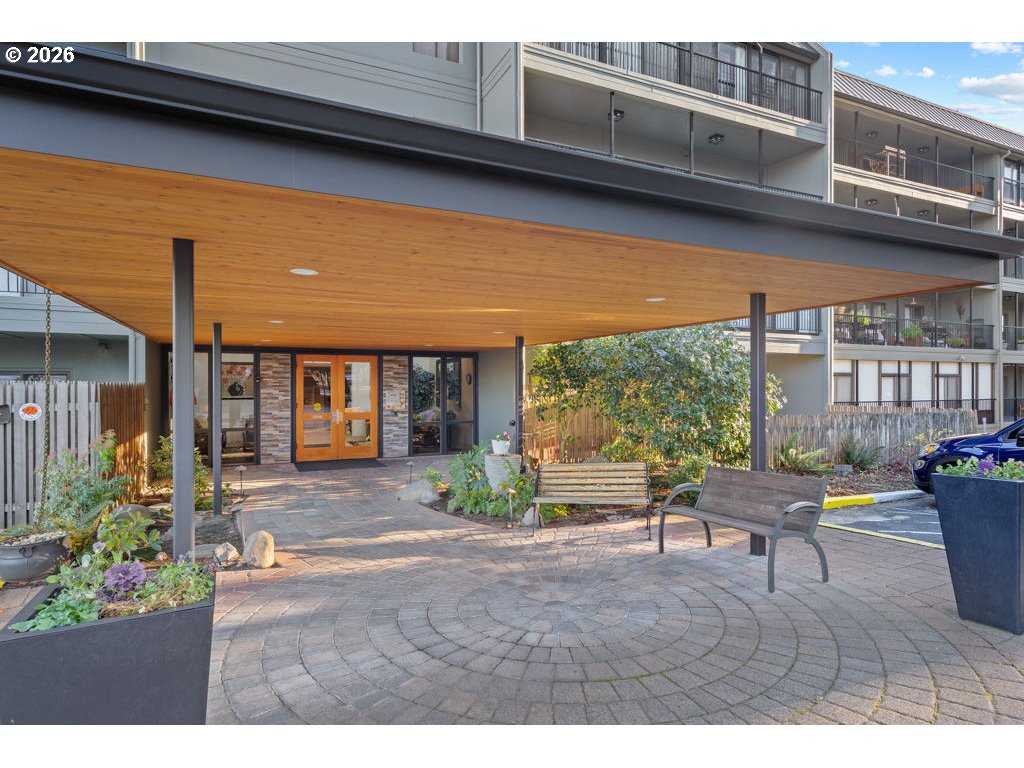 45 EAGLE CREST DR 501