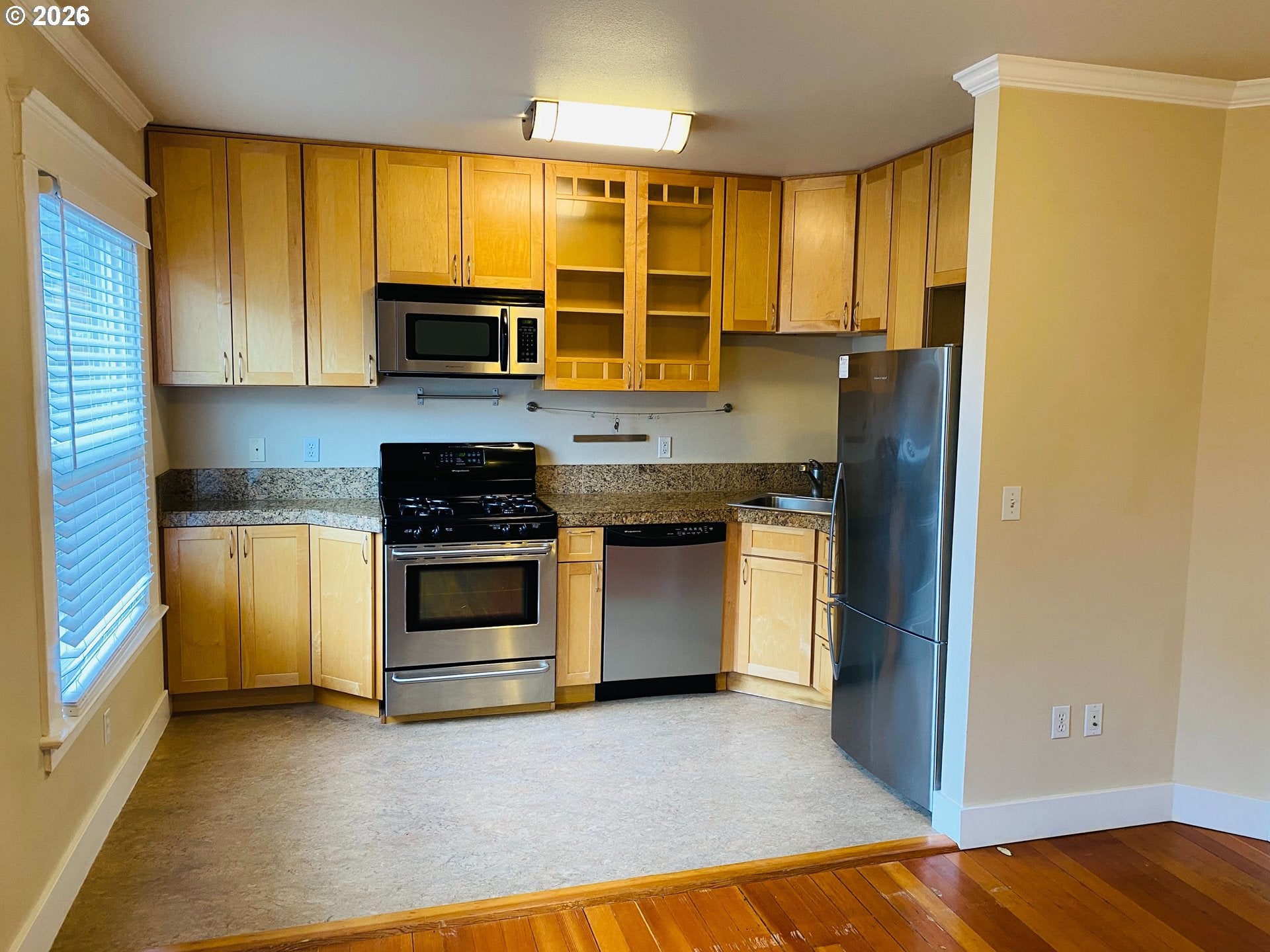 1104 SW COLUMBIA ST 306