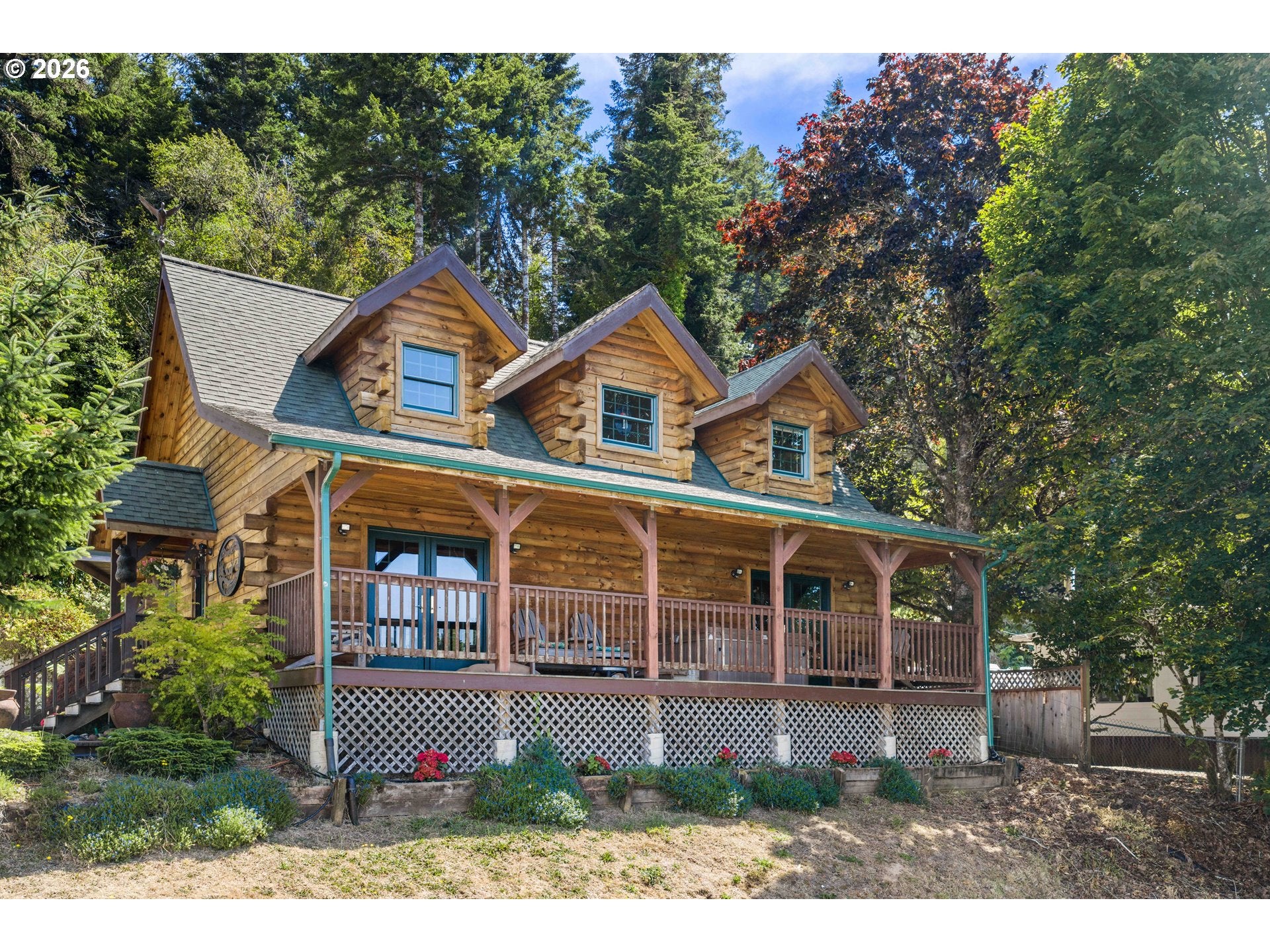 130 HILLTOP DR