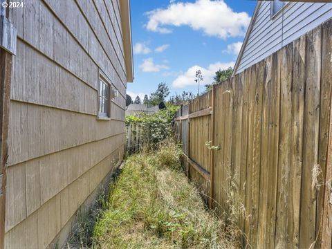 A home in Newberg