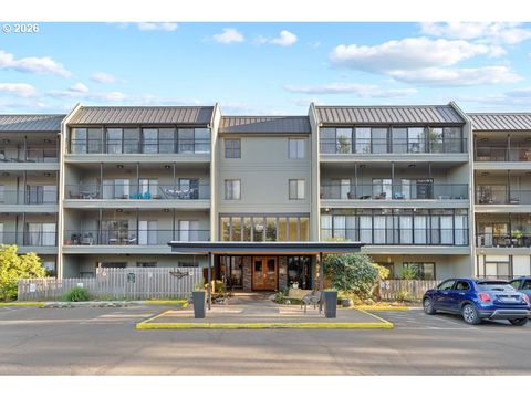 45 Eagle Crest DR 514 Lake Oswego OR 97035