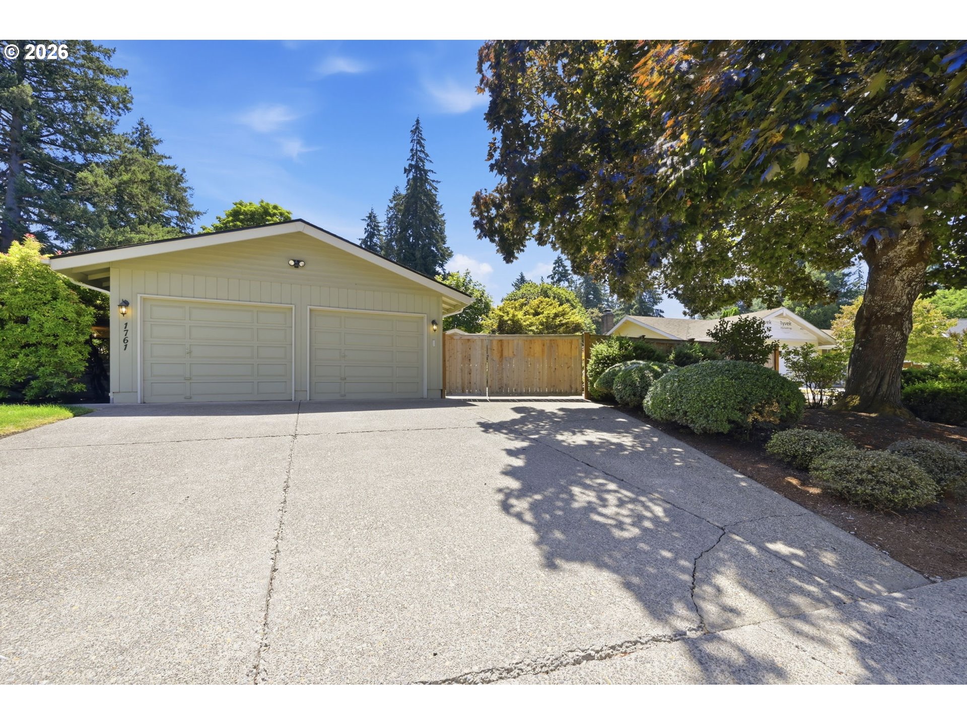 1761 RUSSET DR