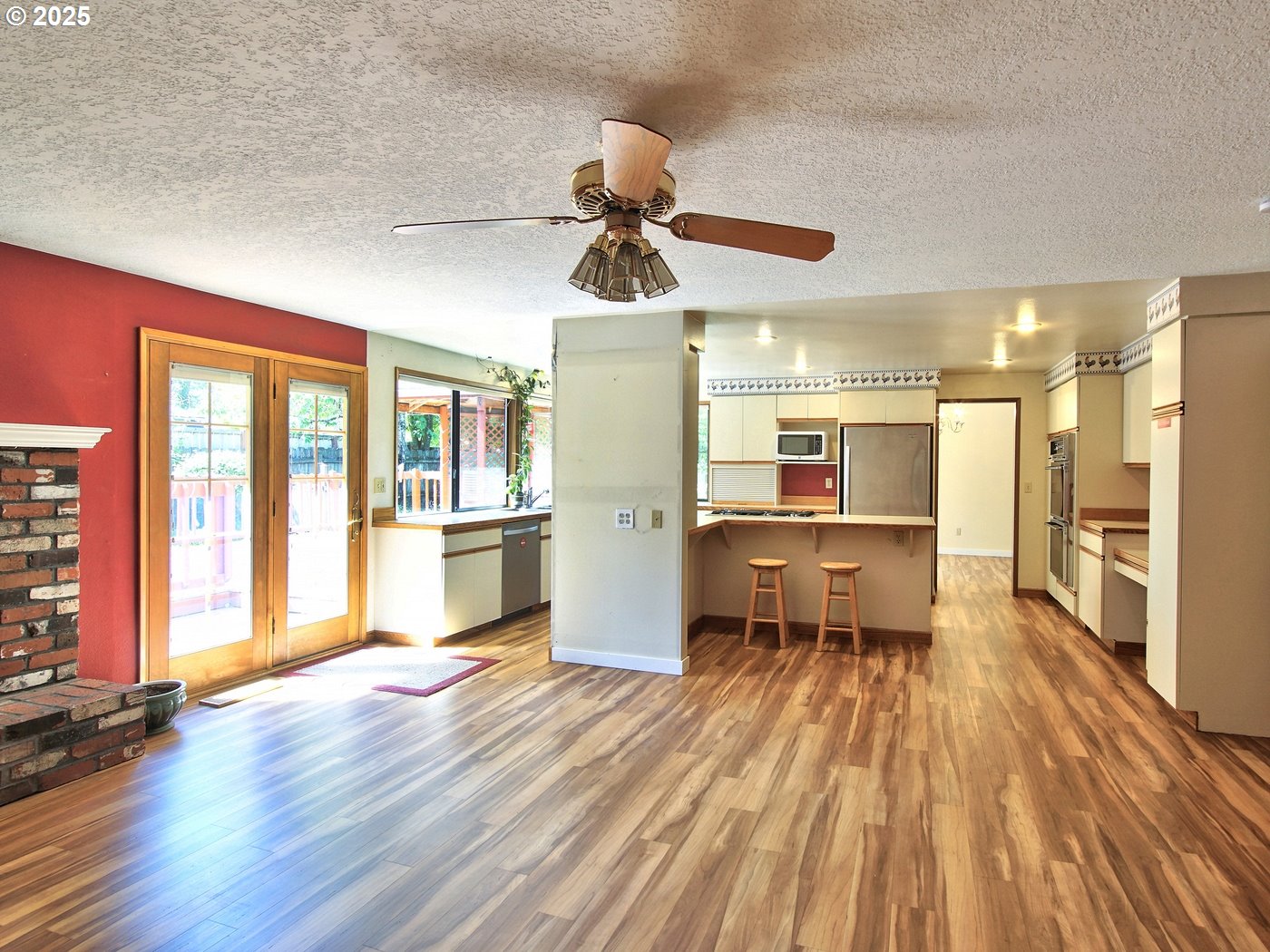 2210 SE Oak Crest DR