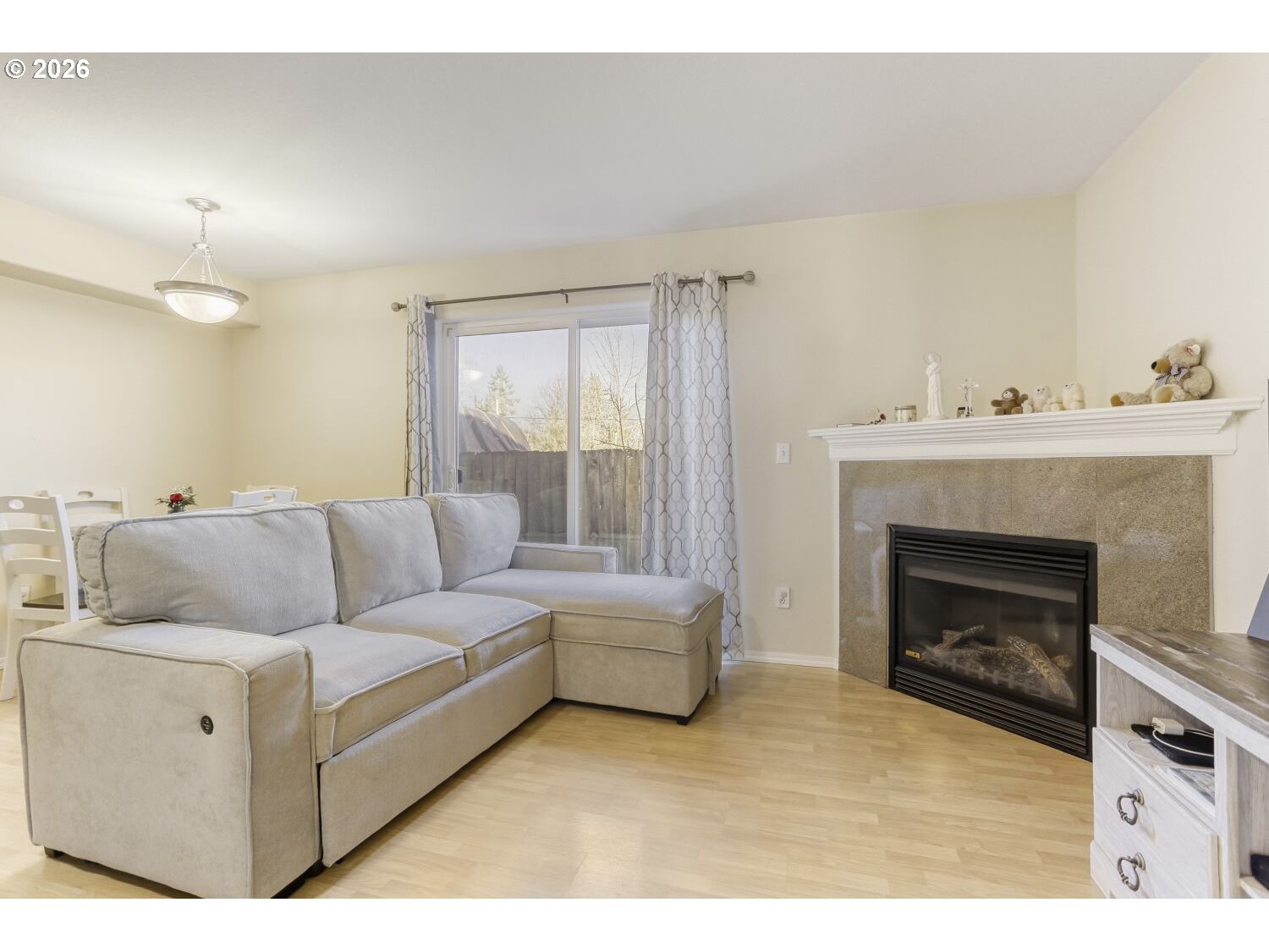 7242 SE HENDERSON ST 3