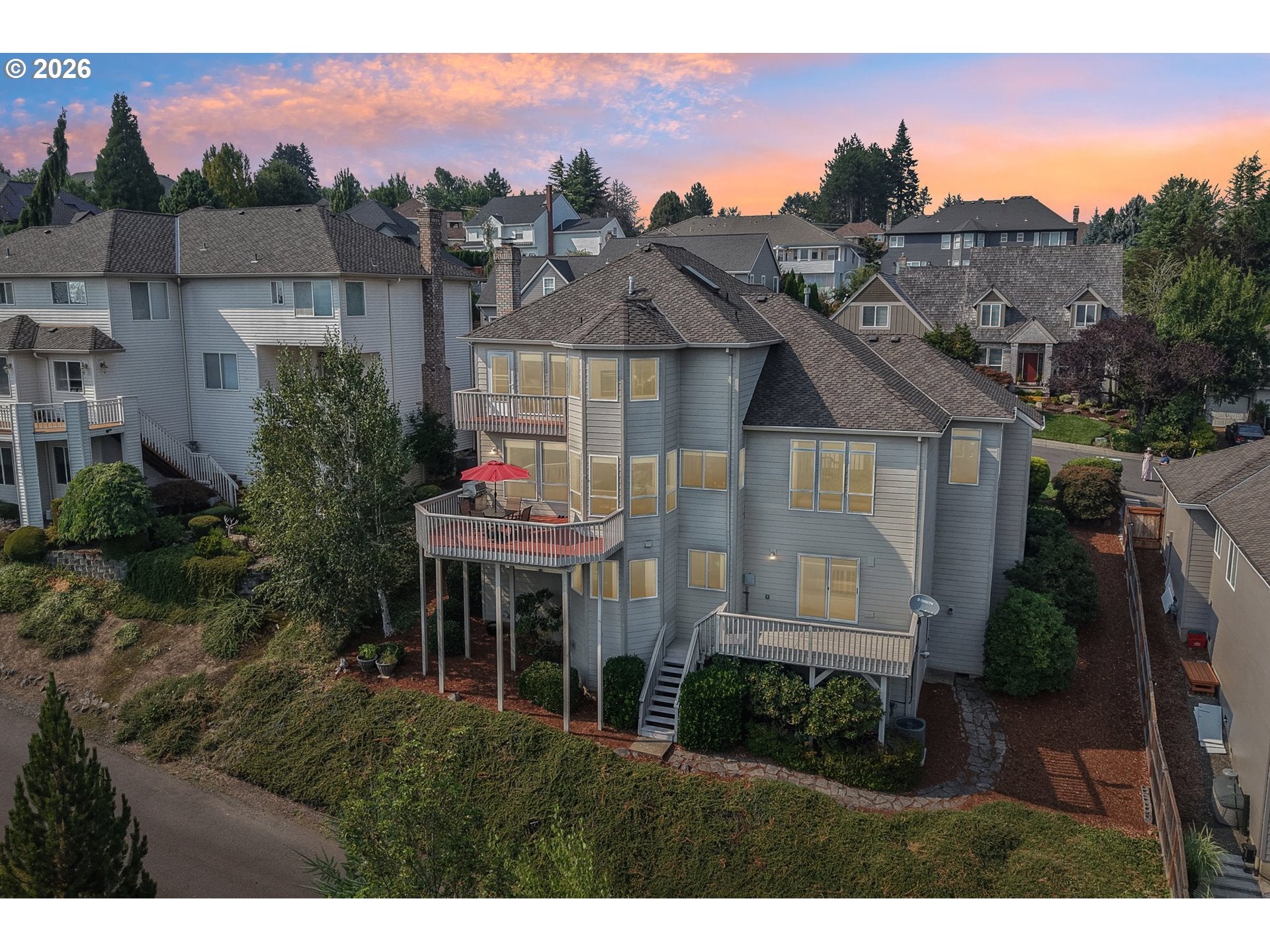 11904 SW VIEWCREST CT