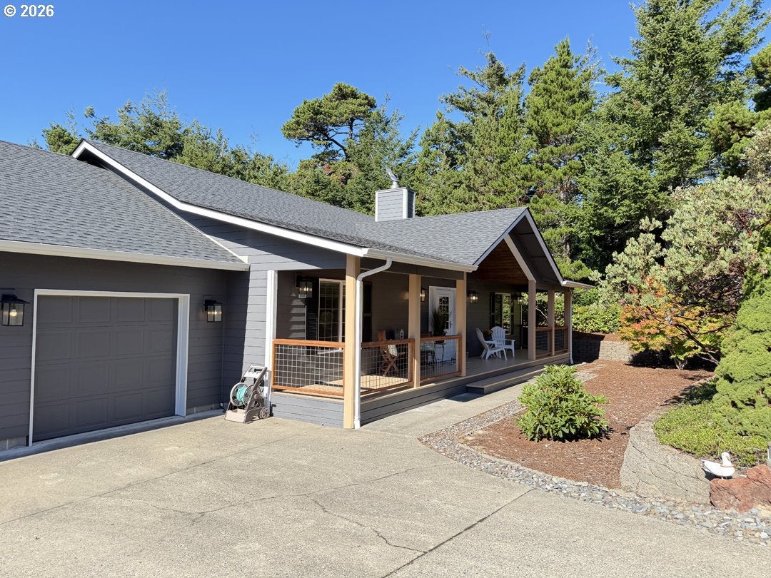 4933 Cloudcroft LN