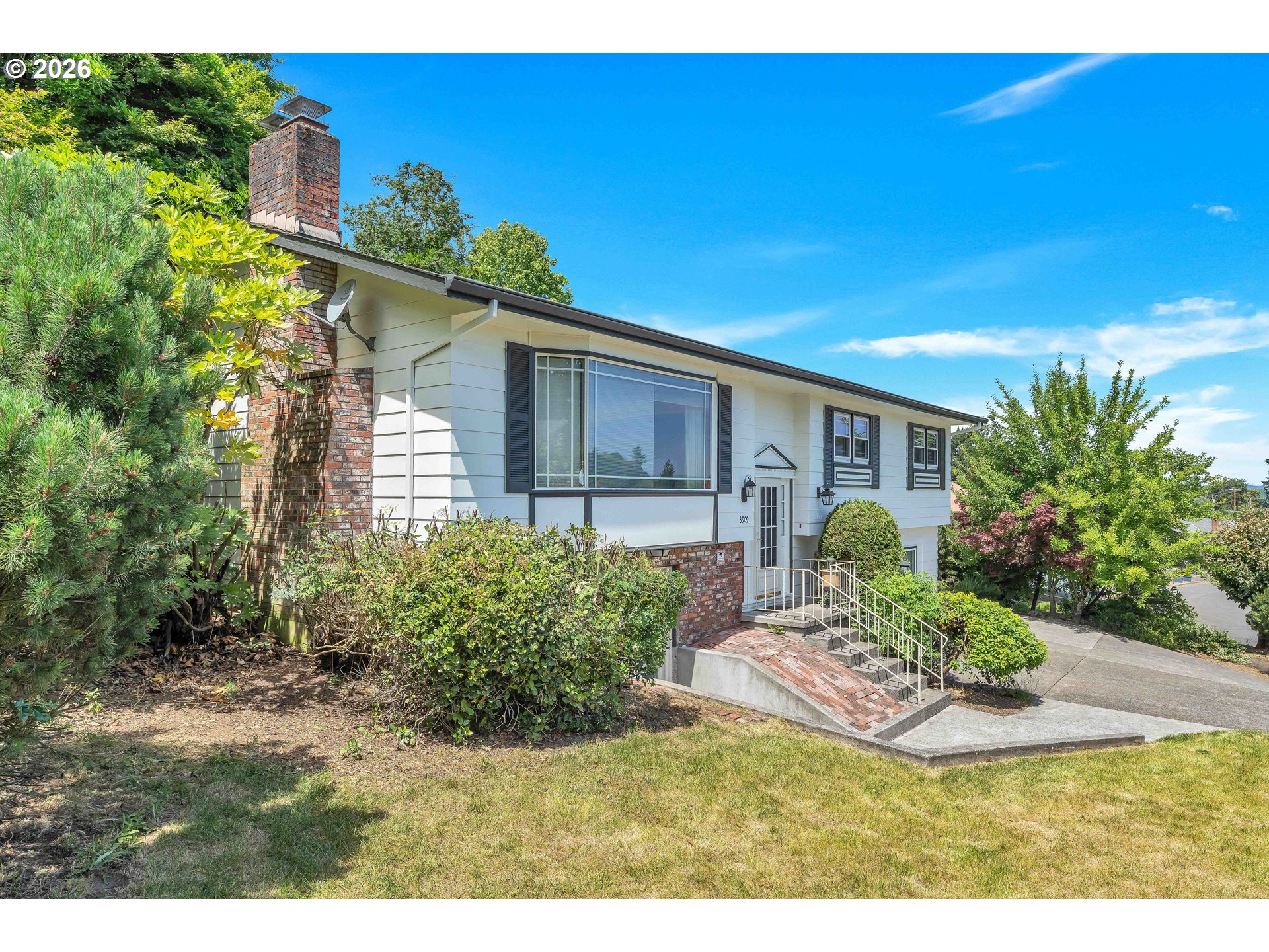 3909 NE 135TH AVE
