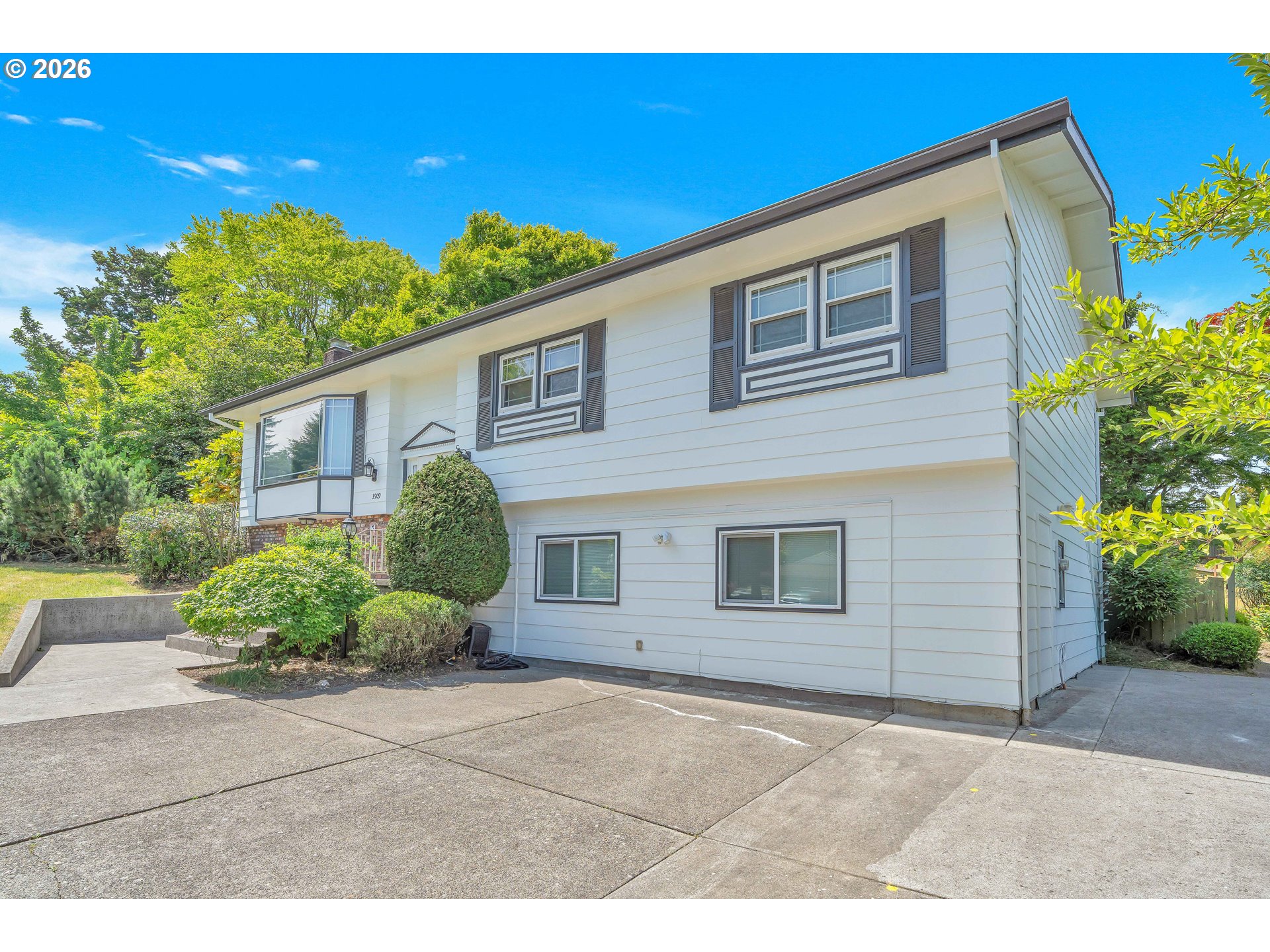 3909 NE 135TH AVE