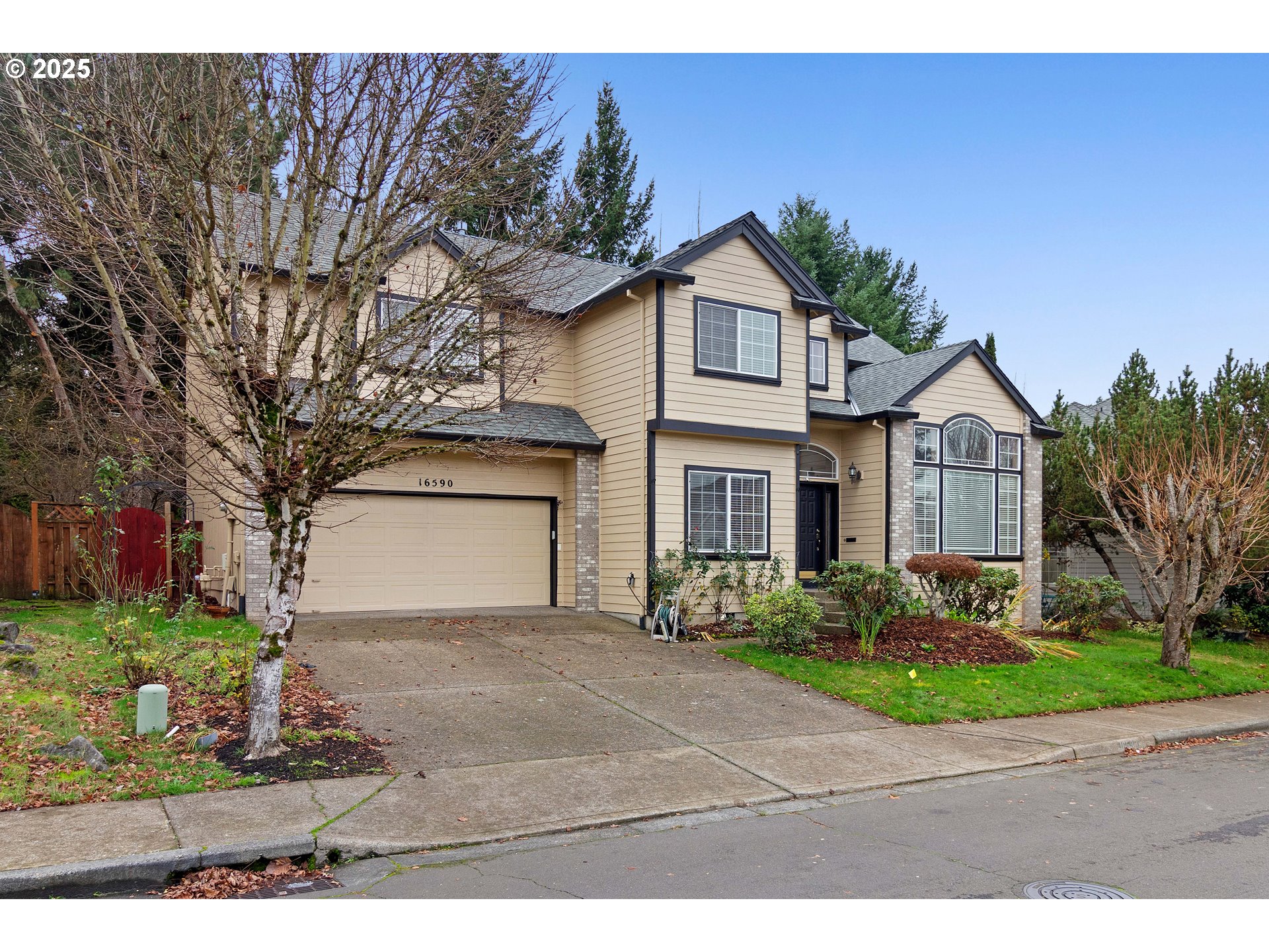 16590 NW AVONDALE DR