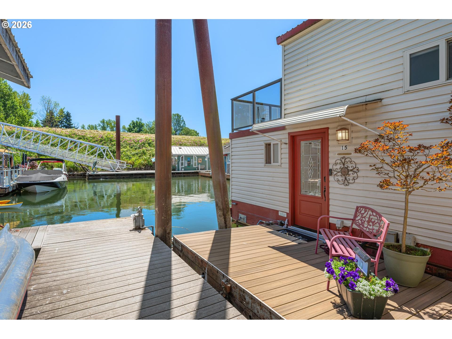 429 N Bridgeton RD 15