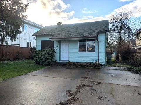617 N GRANT ST Newberg OR 97132