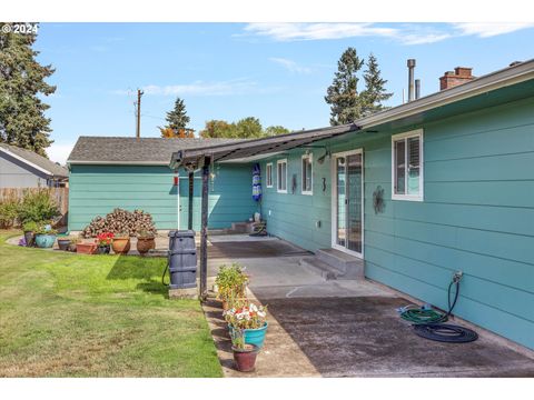 A home in Canby