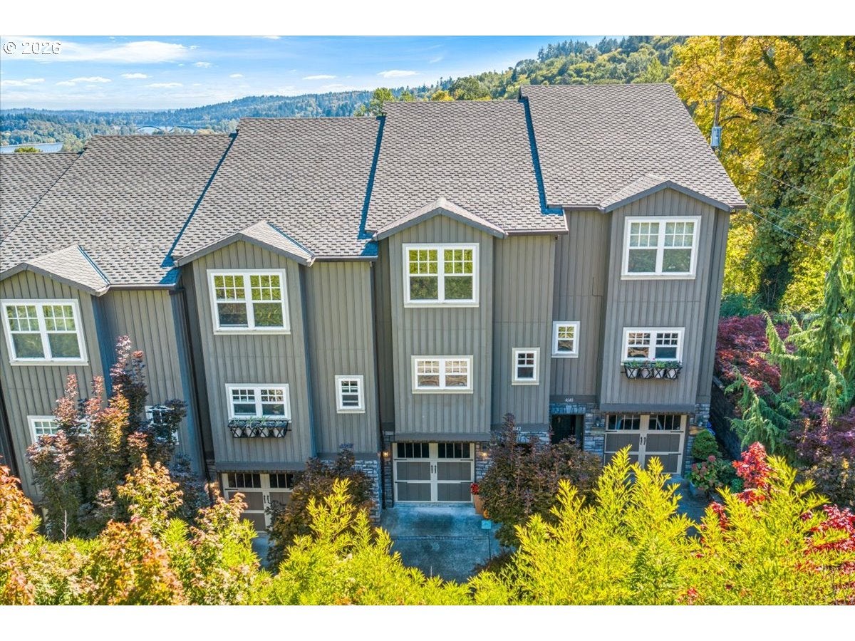 4642 SW CONDOR AVE 2 — 2 bed 3 bath Condominium