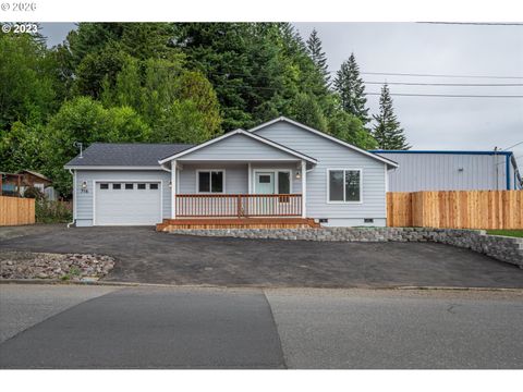 716 Southwest BLVD Coos Bay OR 97420