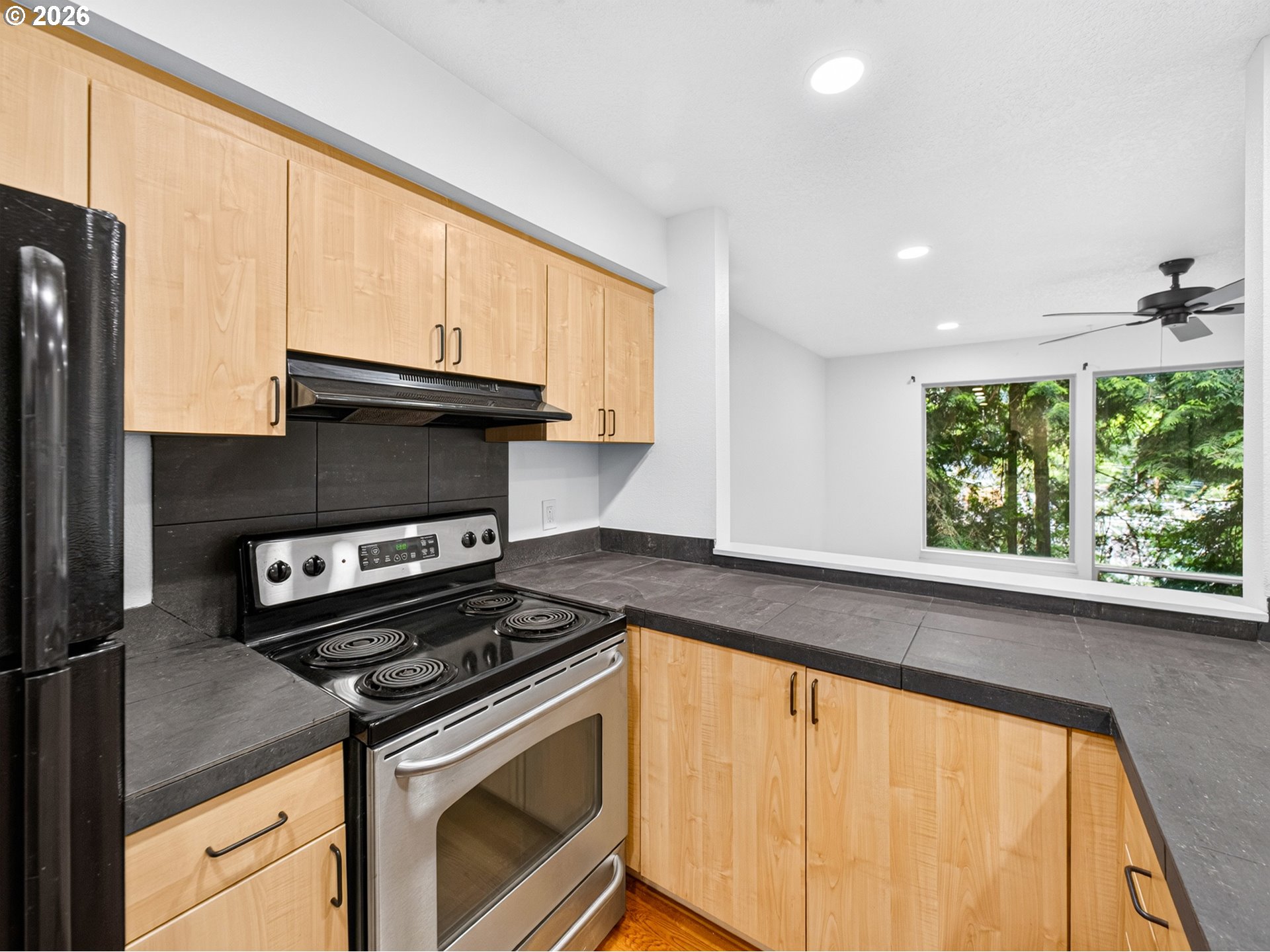 1535 SW CLAY ST 103