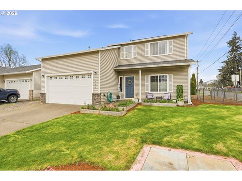 641 Mary DR Molalla OR 97038