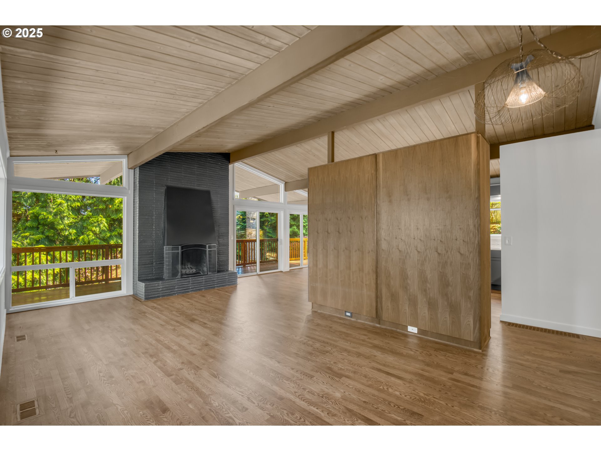 17125 FERNWOOD DR