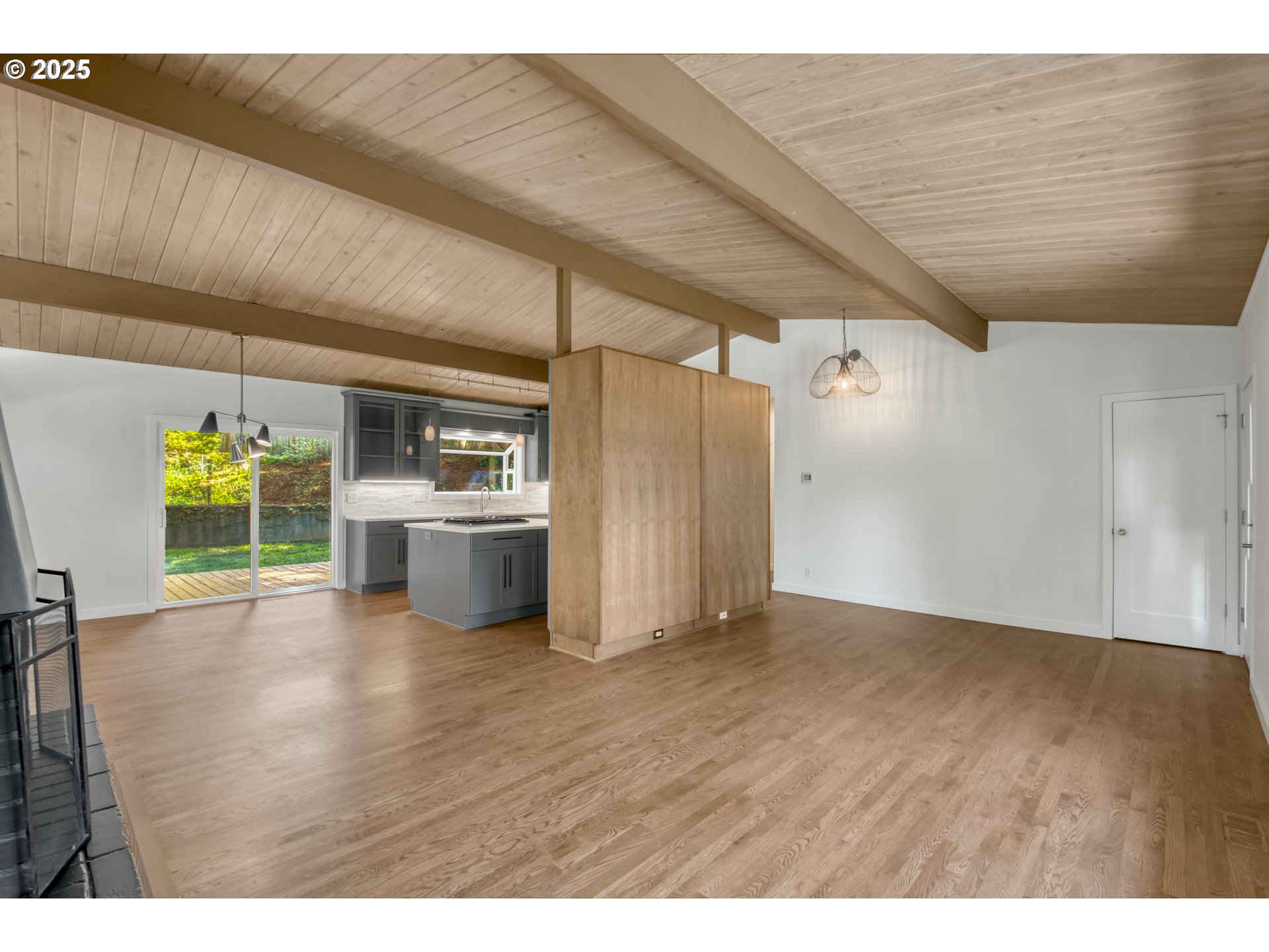 17125 FERNWOOD DR
