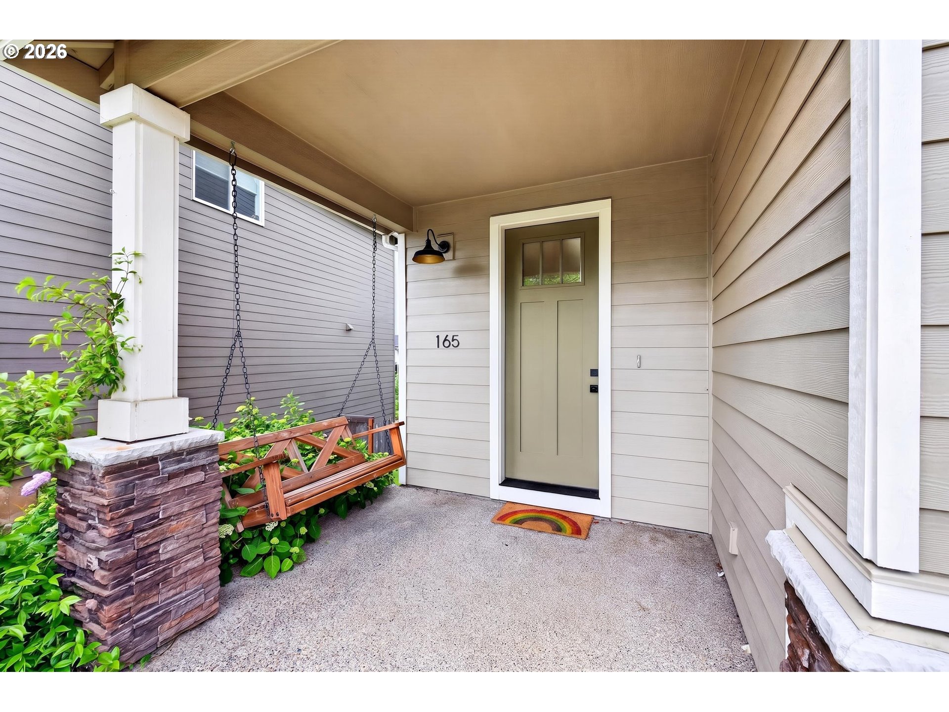 165 W TAYLOR CT