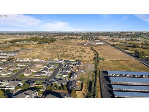 A home in Hermiston