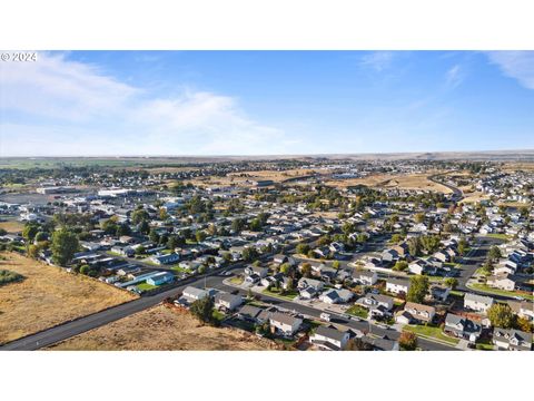 A home in Hermiston