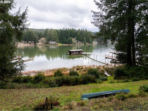 83553 JENSEN LN Florence OR 97439
