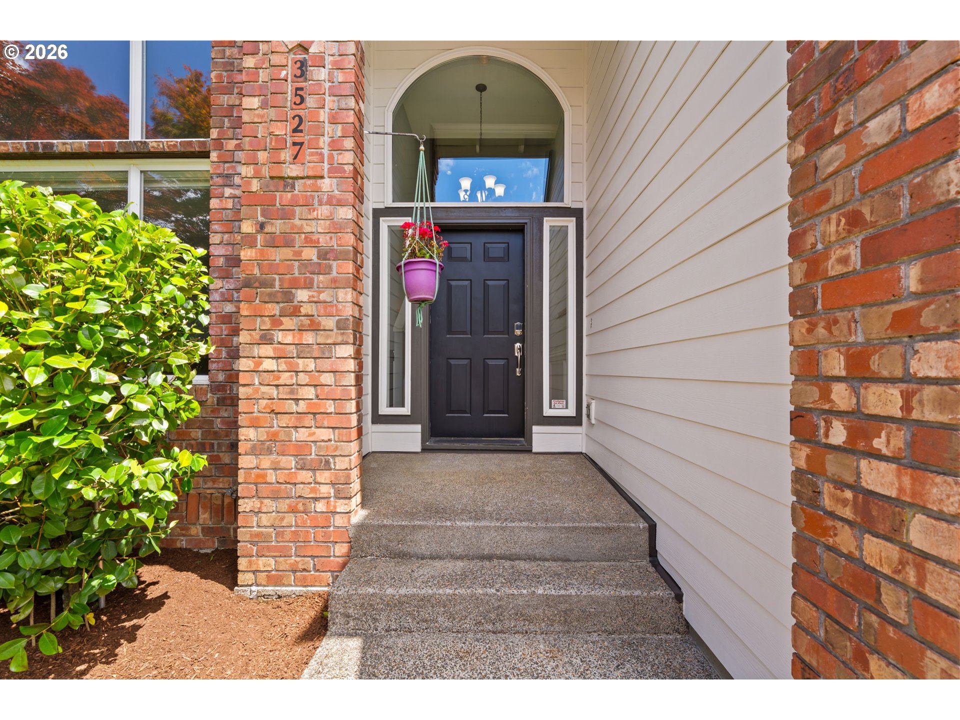 3527 COEUR D ALENE DR