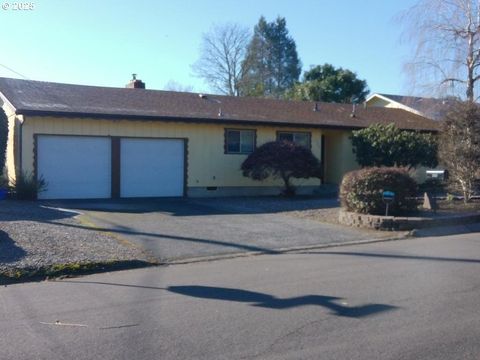 A home in Roseburg