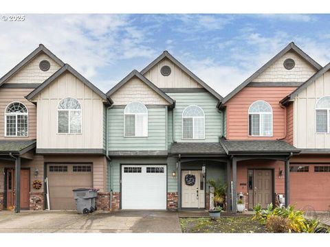 Photo of 433 SW Pemberly Loop, McMinnville, OR 97128 (MLS # 641661442)