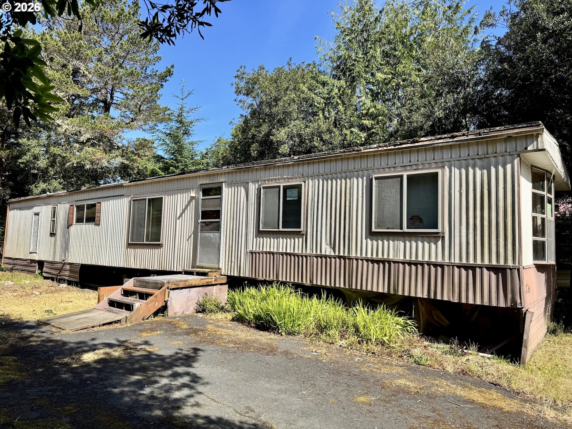 1600 RHODODENDRON DR 113