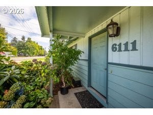 6111 THURSTON RD