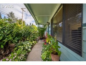 6111 THURSTON RD