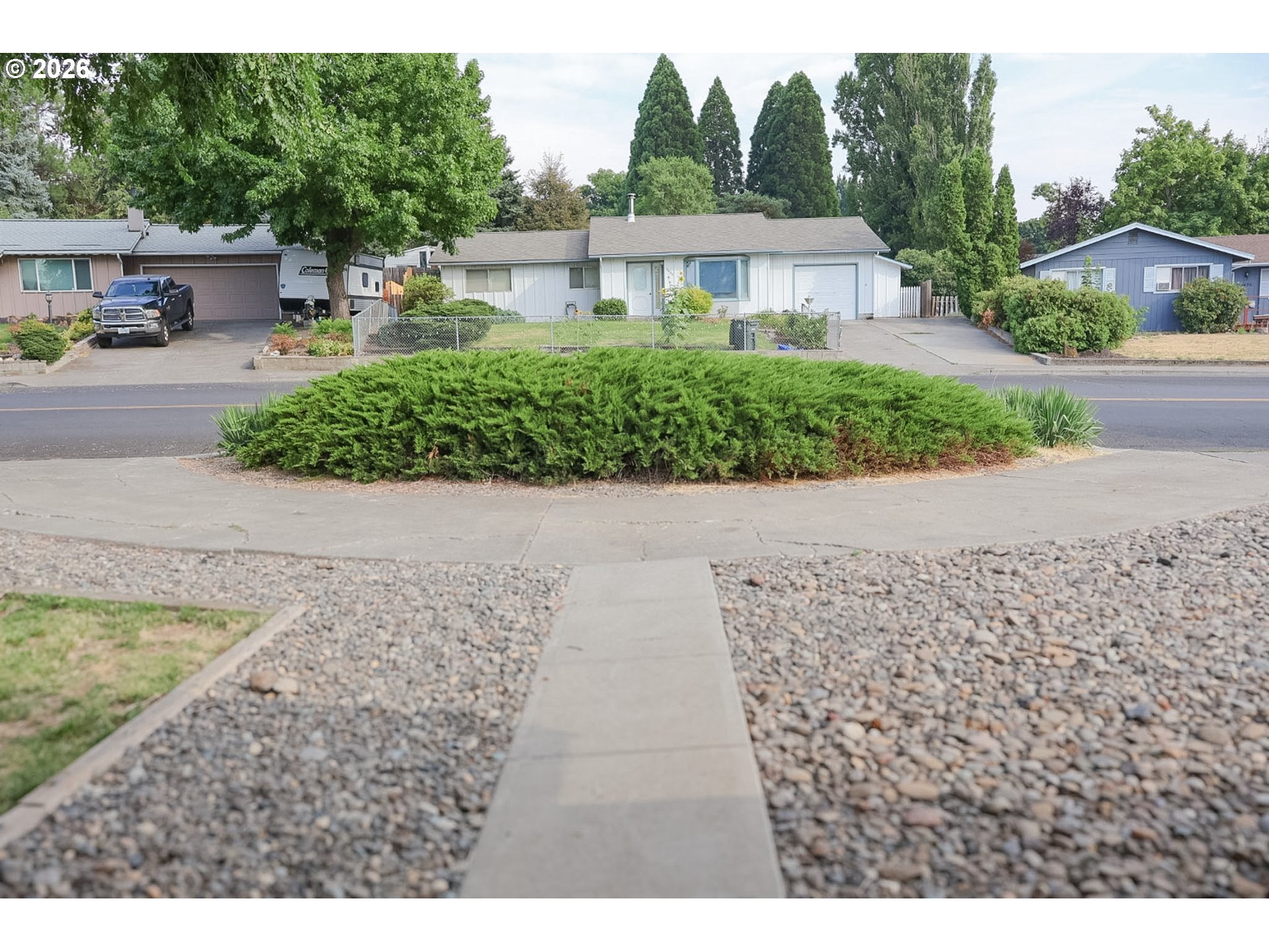 3425 COLUMBIA VIEW DR