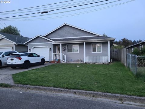 A home in Coos Bay