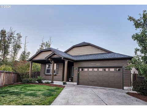 A home in Cottage Grove