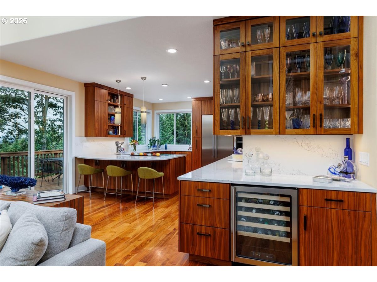 2337 TAYLOR DR
