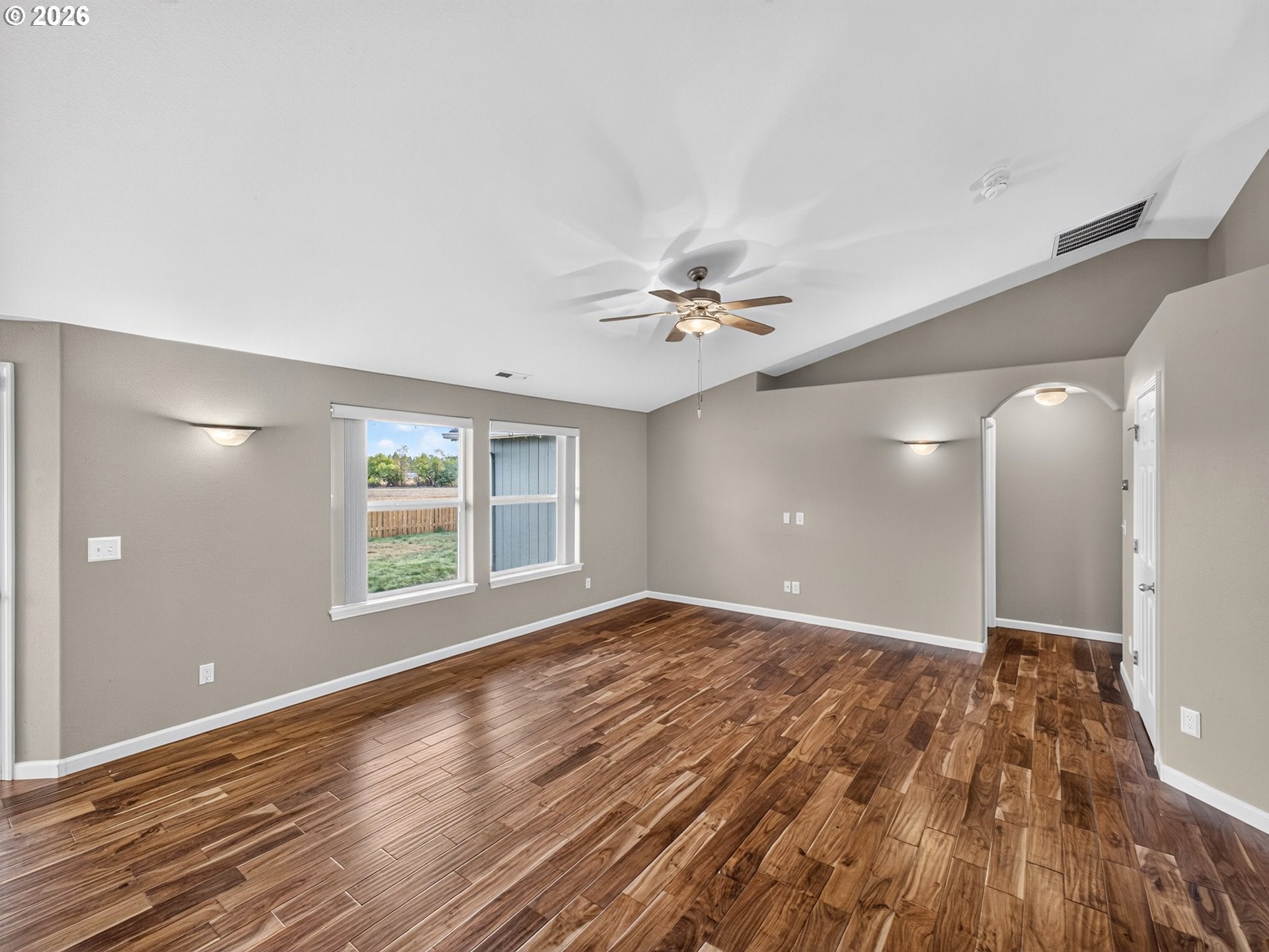 1319 MT VIEW LN