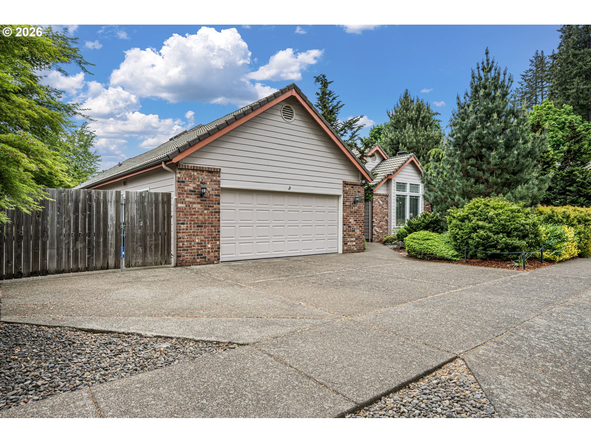 2101 KINGFISHER WAY
