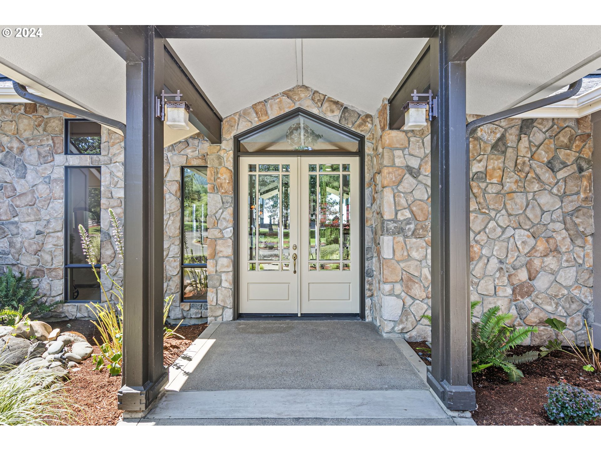 90849 COBURGHILLS DR
