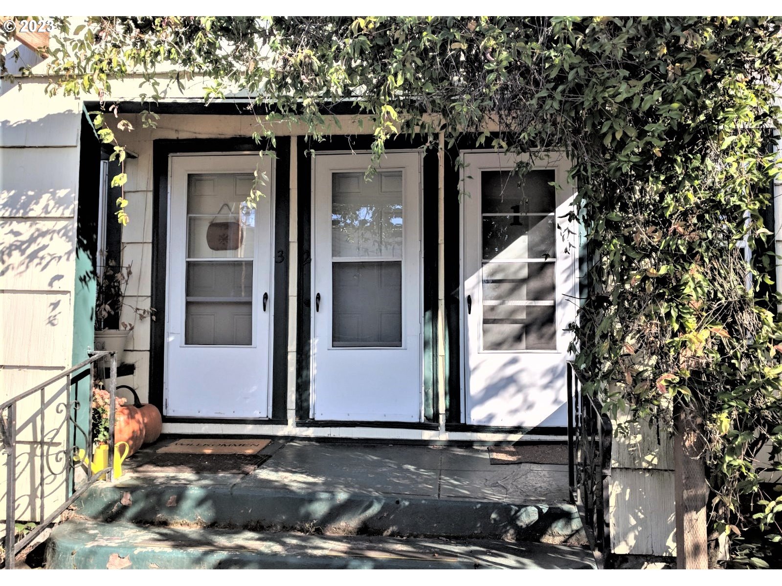 709 N ROSA PARKS WAY
