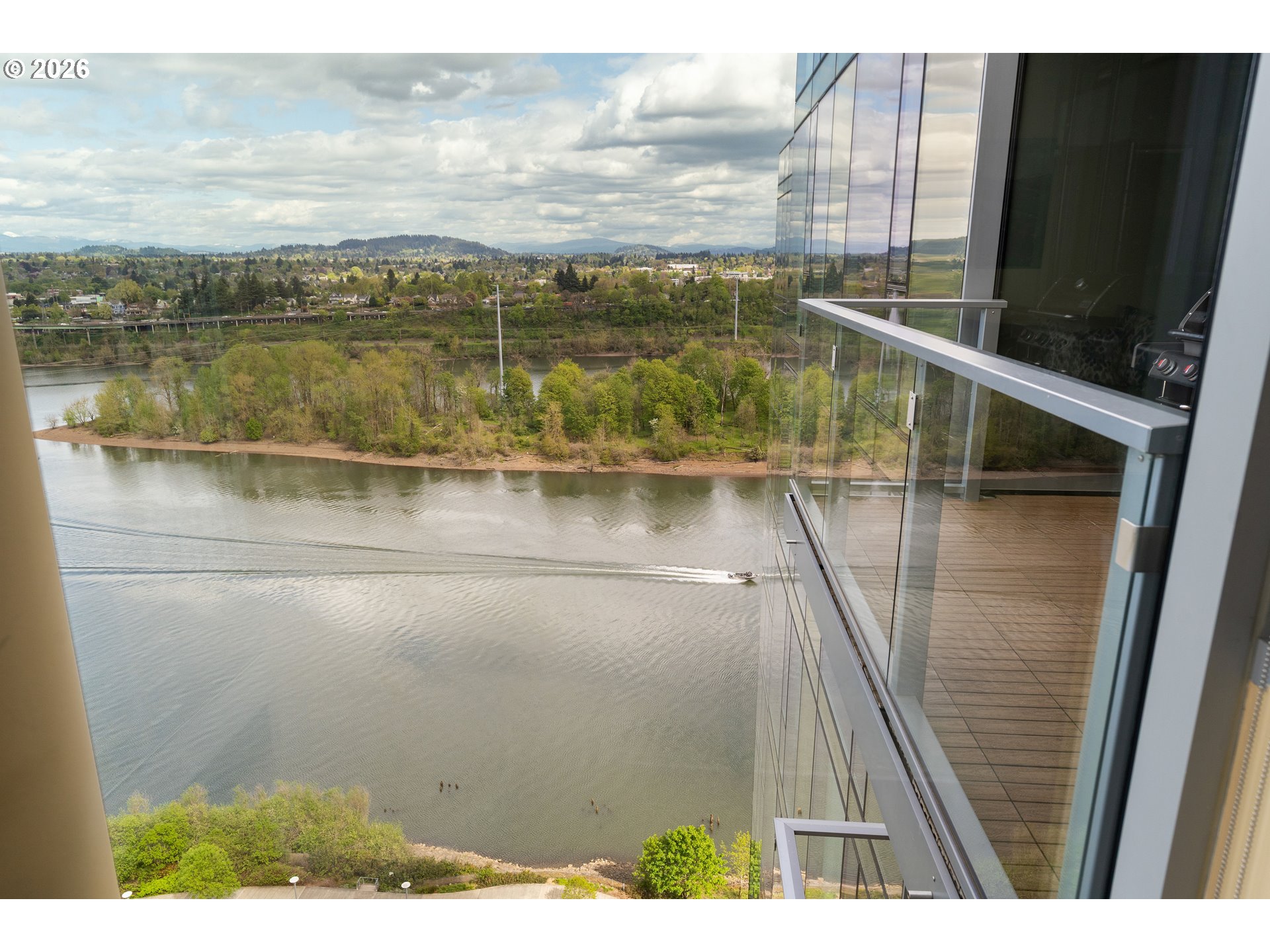 841 S GAINES ST 2104