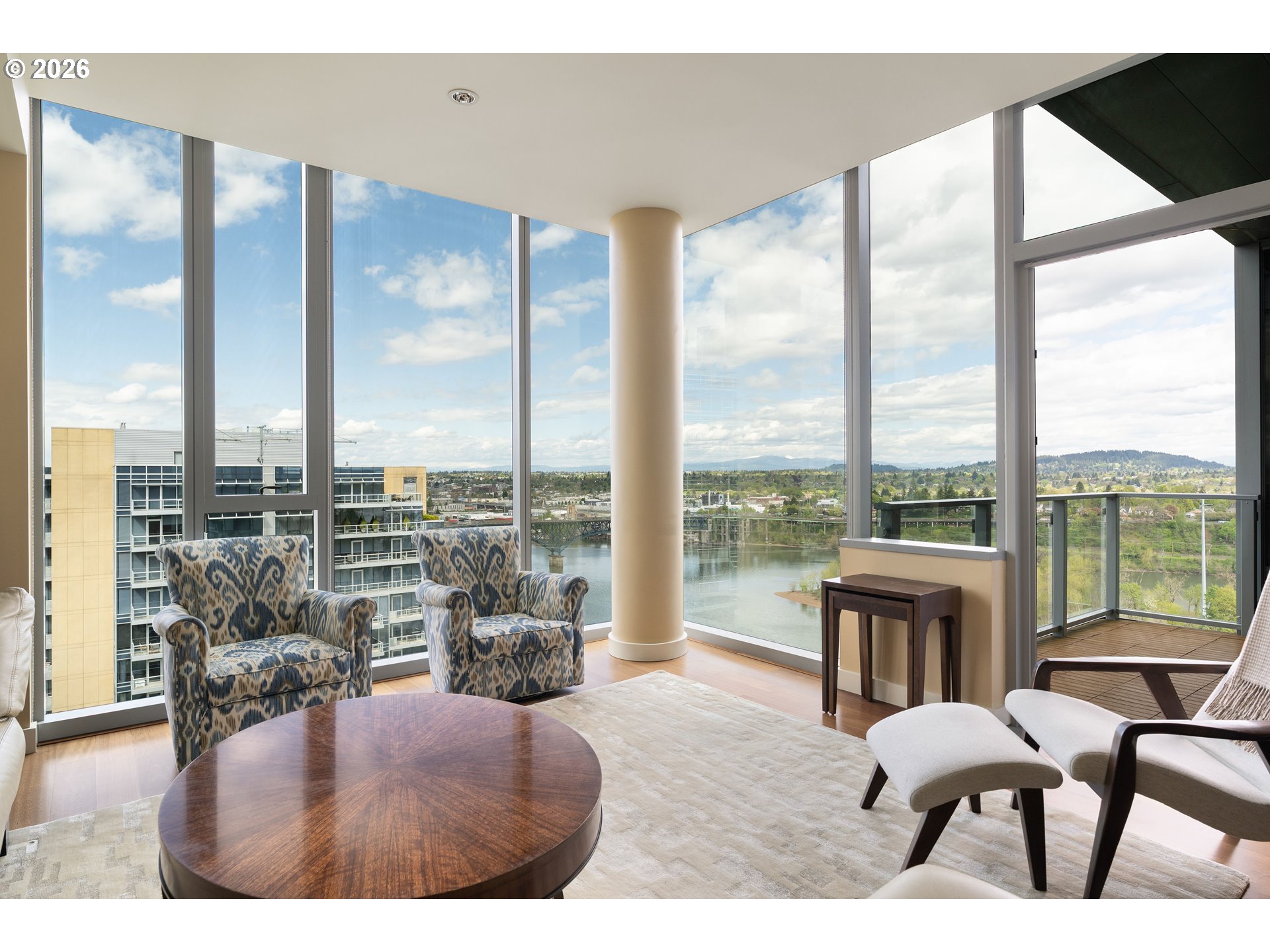 841 S GAINES ST 2104