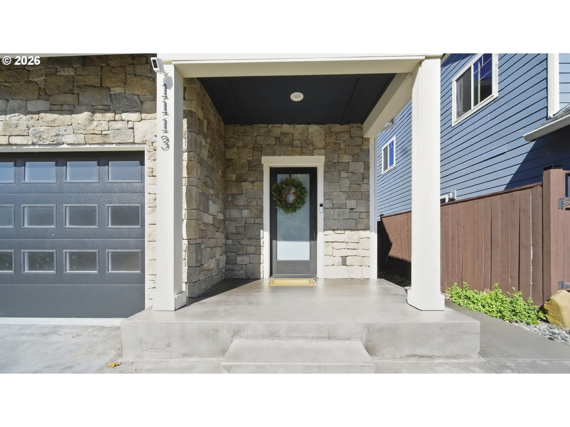 1113 SE CHINOOKAN DR