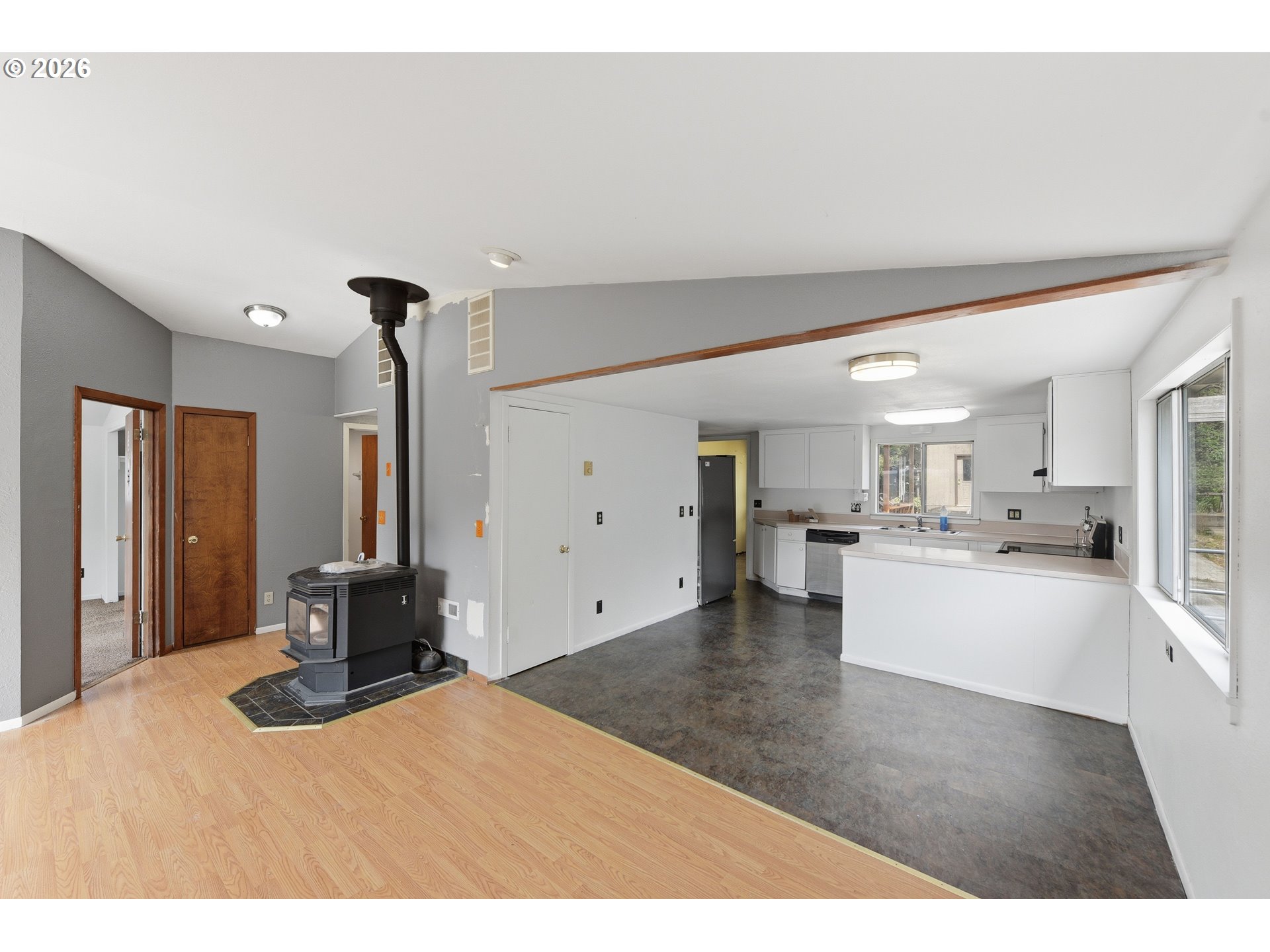 354 S 9TH CT