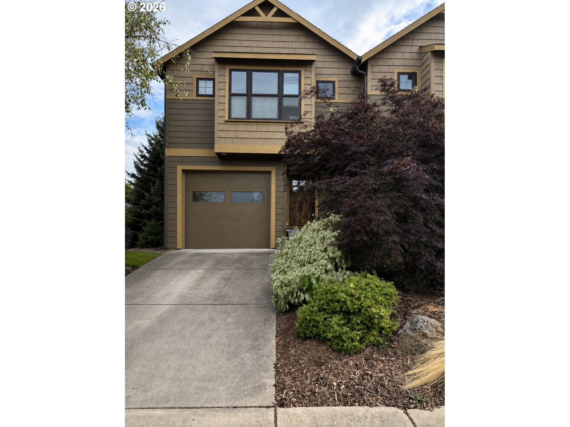 2273 JUNE ST