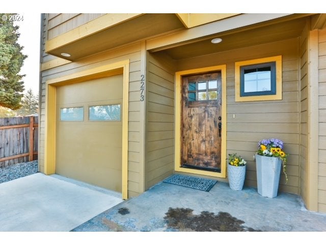 2273 JUNE ST